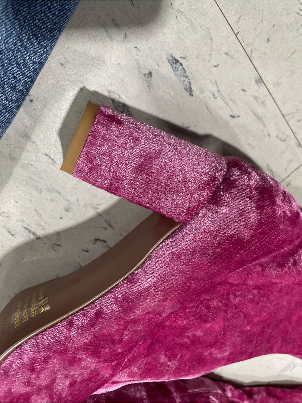 Anthr Women’s Velvet Knee-High Boots in Fuchsia - Stylish Statement Footwear - Picture 3 of 9